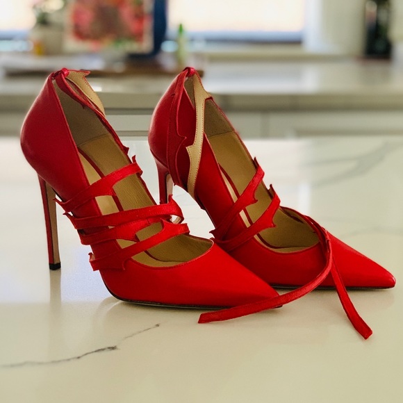 Eugene Riconneaus Epines Lace Pump - Picture 2 of 13